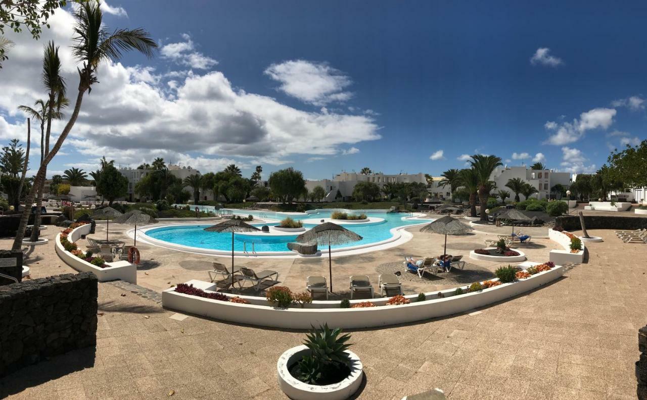 Casa Rosa Apartment Costa Teguise Bagian luar foto